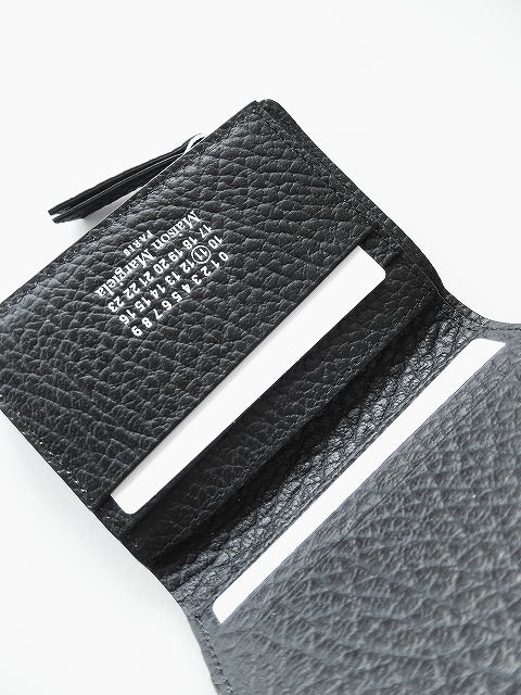 Maison Margiela【メゾンマルジェラ】正規取り扱い店、通販可能 ON